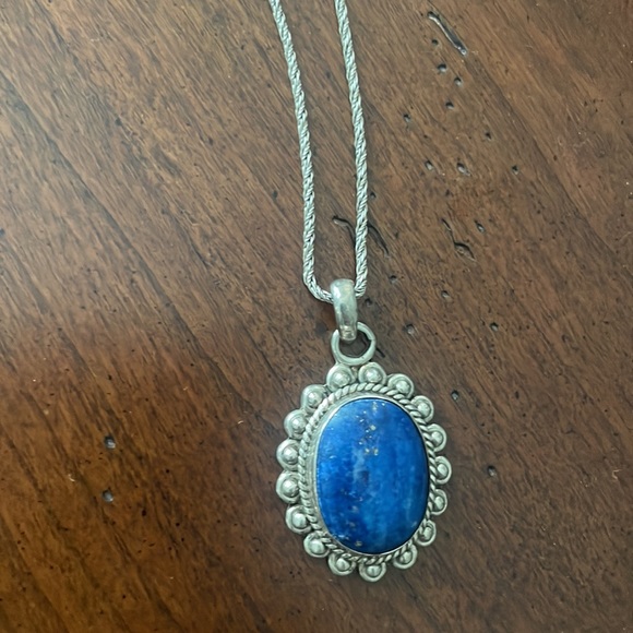 Sterling silver necklace with beautiful blue gem stone - Picture 2 of 2